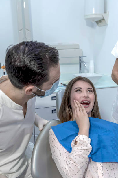 Best Chipped Tooth Repair Near Me  in Goulds, FL